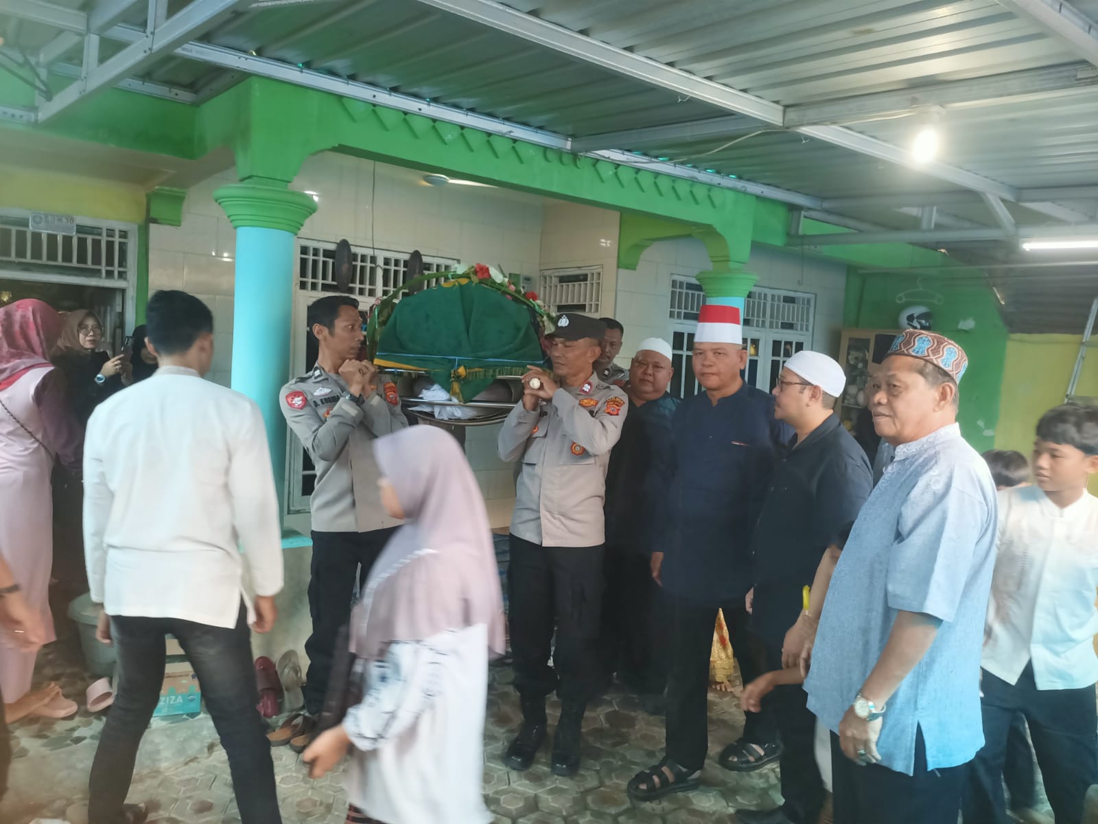 Sukagumiwang (1)